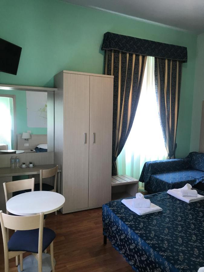 21 Aprile Accommodation Roma Eksteriør bilde