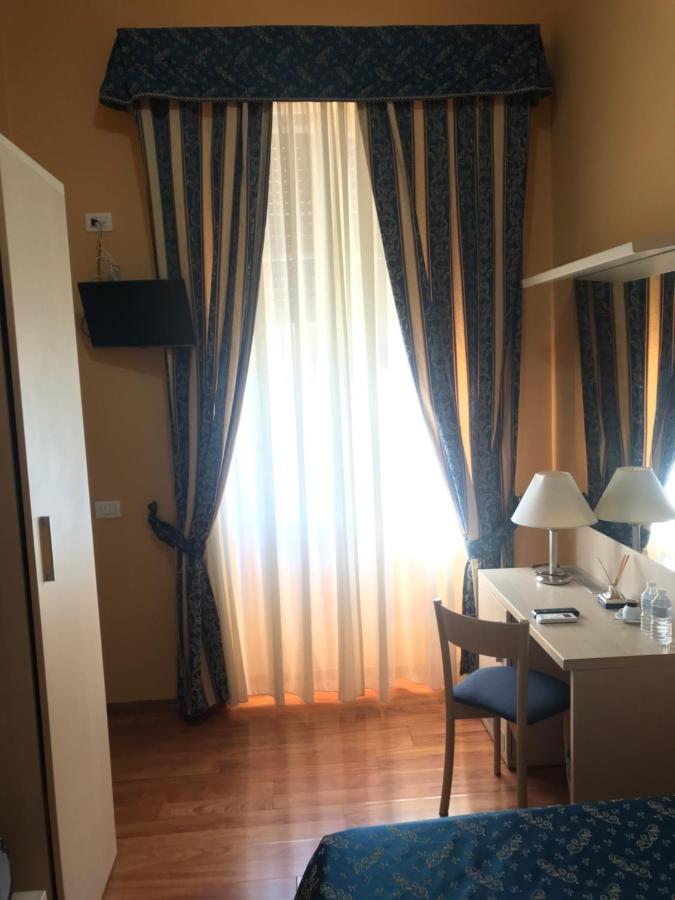 21 Aprile Accommodation Roma Eksteriør bilde